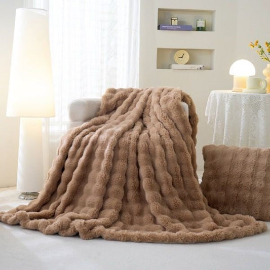 Луксозно пухкаво одеяло, двоен размер с код A-06