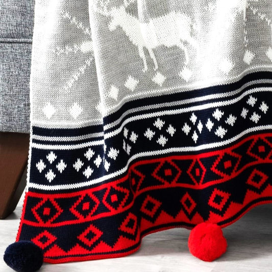 Пухкаво коледно одеяло с помпони в двоен размер , код KL- 62