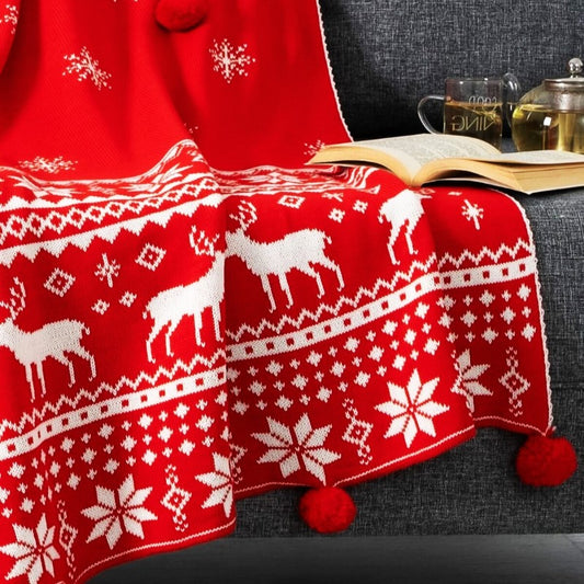 Пухкаво коледно одеяло с помпони в двоен размер , код KL-60