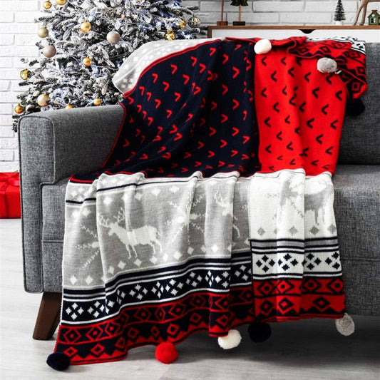Пухкаво коледно одеяло с помпони в двоен размер , код KL-61